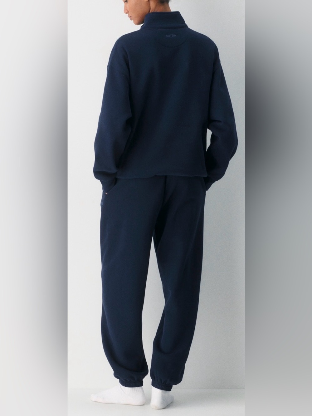 Aritzia Navy Relaxed Track Pants - Picture 5 of 7